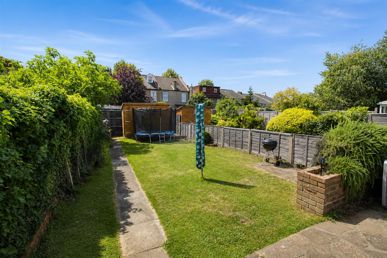 Taylor Road, Wallington